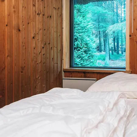 6 Person In Blåvand