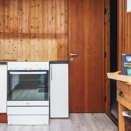 6 Person In * Blåvand